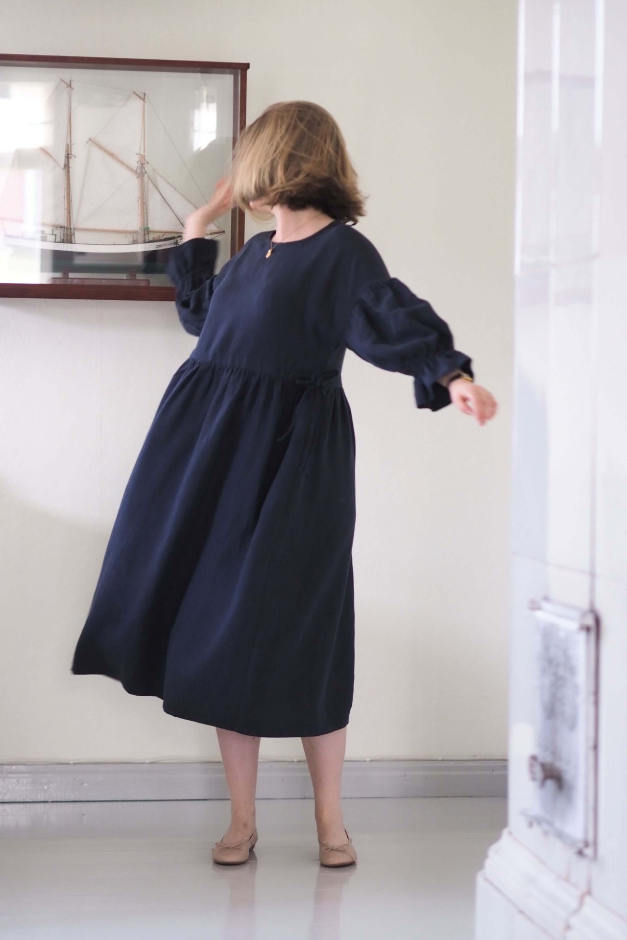 ISABELLA SUUTARI Amélie mekko, 2025 74% TENCEL lyocell, 26% pellava XS-3XL