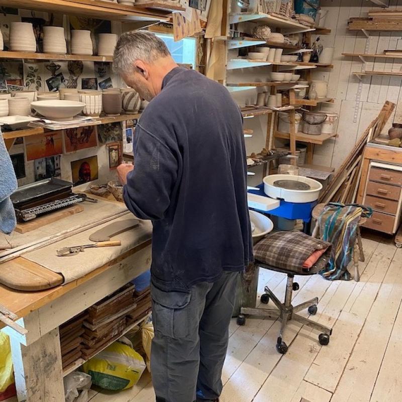 A student at work in the Noormarkun studio