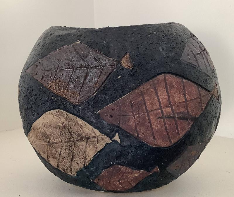 Maj Branders. Stim. Stengods. Höjd ca 30cm. 2019. Foto MB.