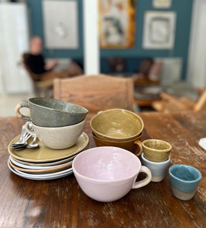 Raaka Rå -astiasarja