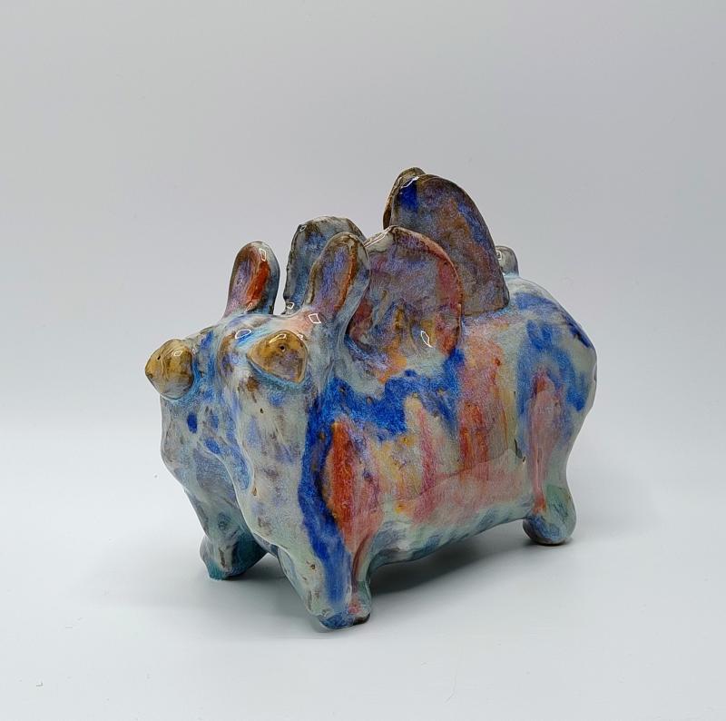 Keramiikka Julle, Kaskas, keramiikka, 14 x 9 x 16 cm, 2025.