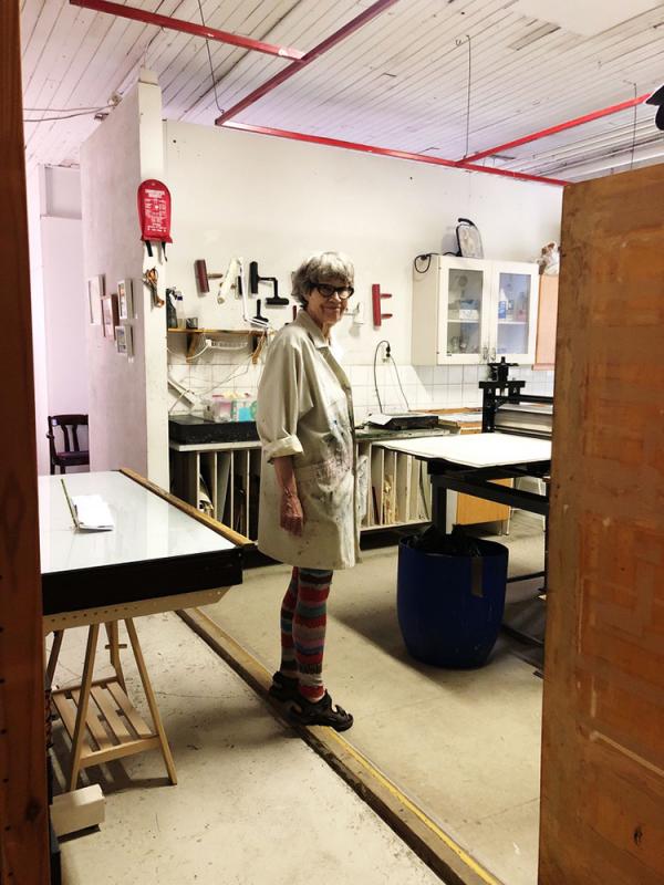 Milja Ahola grafiikanpaja tallilla