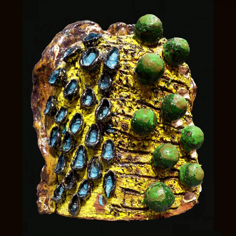 Elanda, keramiikkaveistos, 2024,48x40 cm