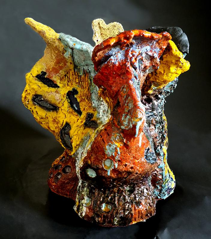 Tamgali, keramiikkaveistos, 2023, 49x 41 cm