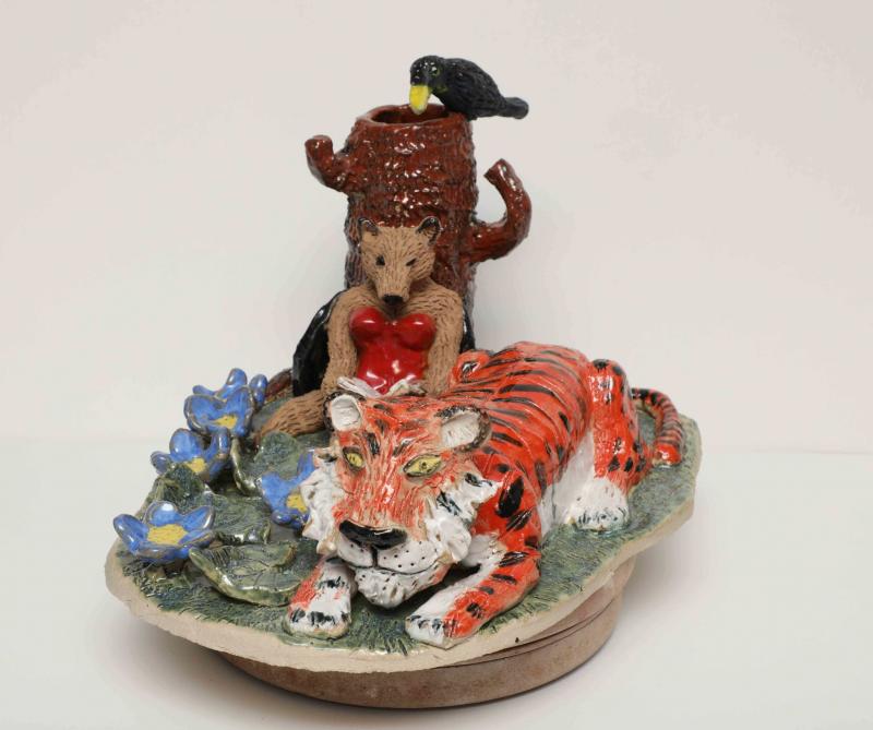 Sirpa Ojala, Mirabilis, keramiikkaa, 19x25x30, 2025