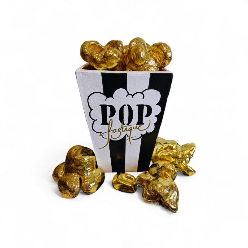 "POPtastique" 2025 Keramiikka 28 x 16 x 16 cm