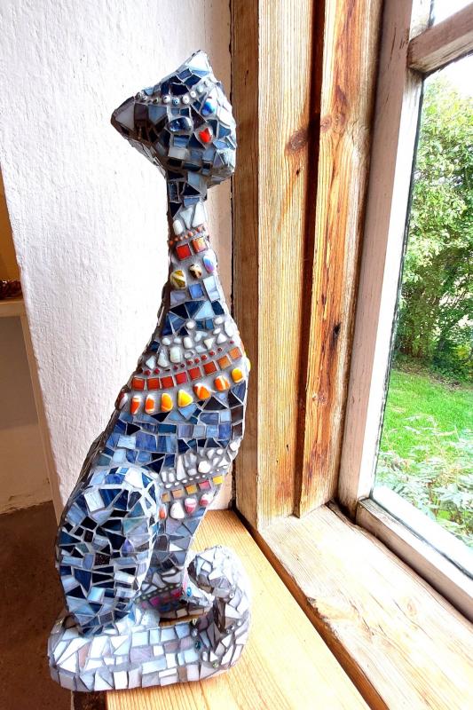 glasmosaik över egen formad styrox