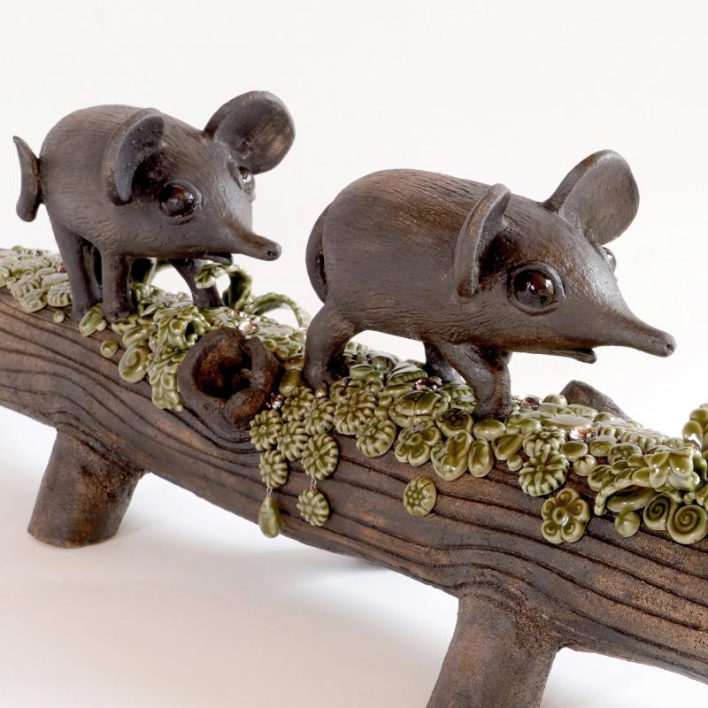 Ville Heimala, Kohti määränpäätä, keramiikka, 21x15x56cm, 2025