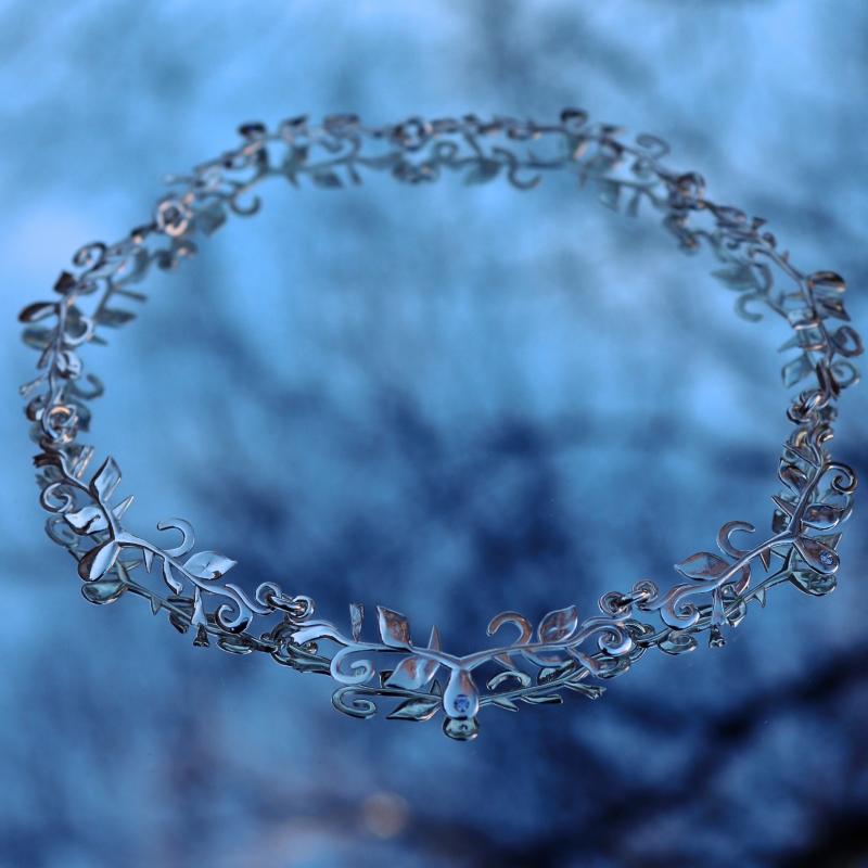 Aracelis Correa, Seppele, 3D-mallinnus, 935 hopea, kuutiollinen zirkonia, 2025