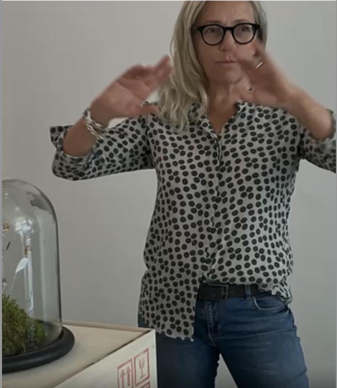 I färd att planera utställningen BOMBUS, smycken inspirerade av humlor och naturen.