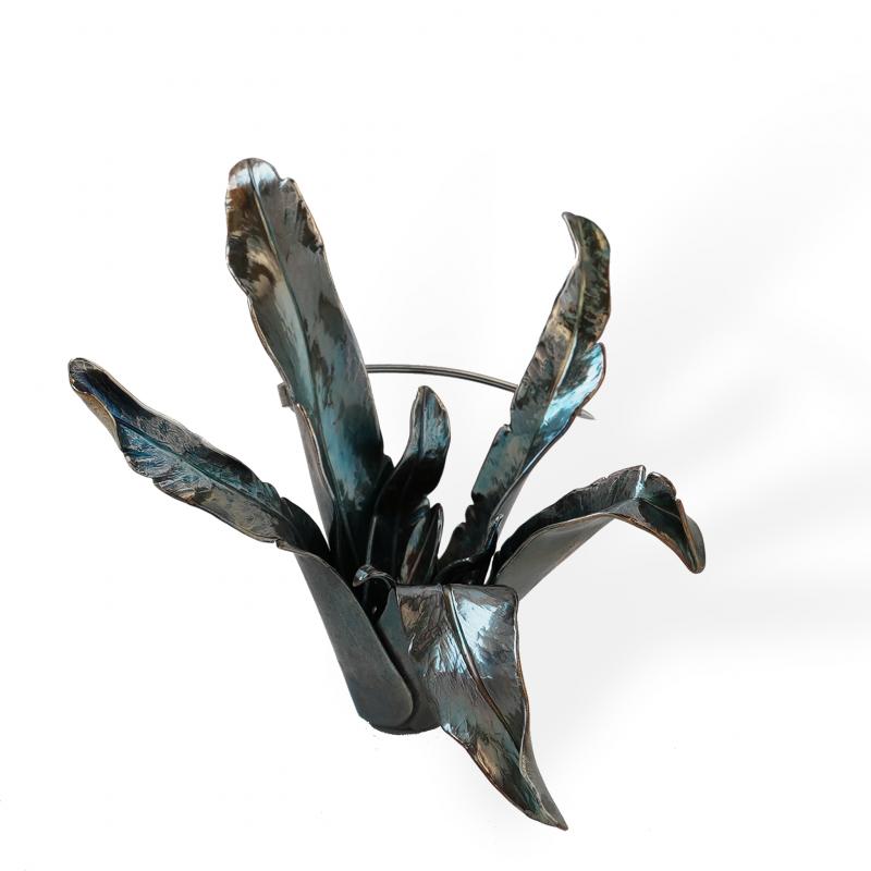 Meira Rauta, We need each other Part1 Plant, 2025, brooch, silver, 4,8x6,5x8cm, handmade