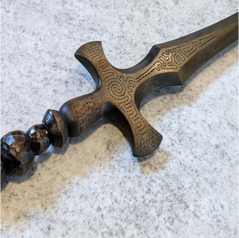 "Dark Nebula" Fredrik Eriksson alträ 106 cm 2025