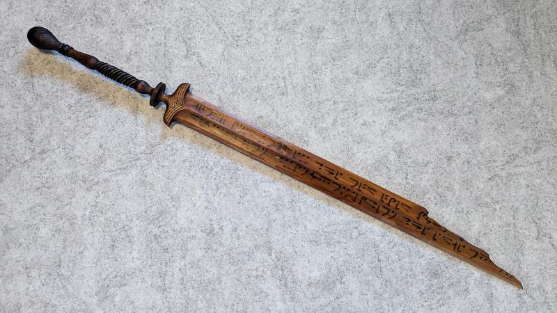 "Broken Silence" Fredrik Eriksson aspträ 140 cm 2025