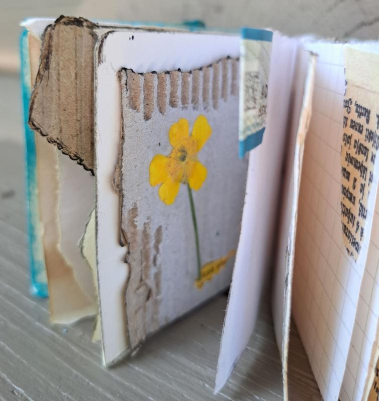 RitvaSirjala_taidekirja_monitekniikka_2026