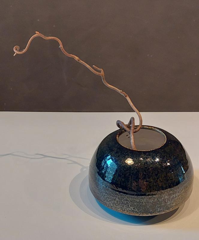 Kivitavara keramiikkaruukku