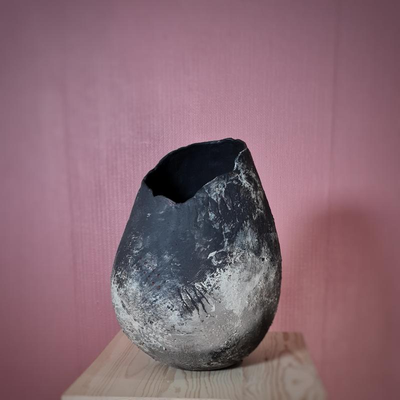 Tiina Nolte, Ruukku, keramiikka, ca.35x25 cm