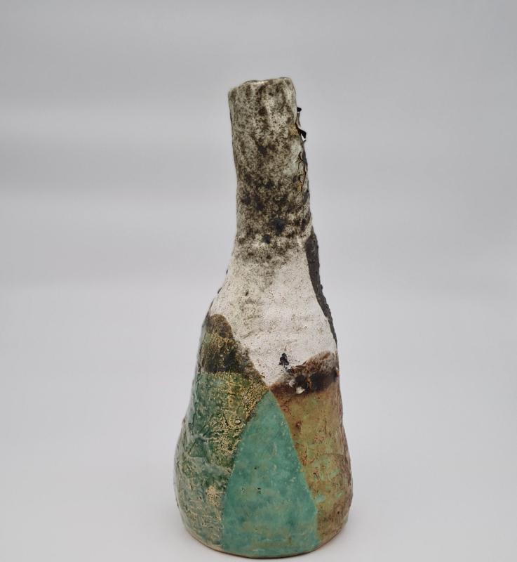 Tiina Nolte, Vihreä Pullo, keramiikka, ca. 32x11cm