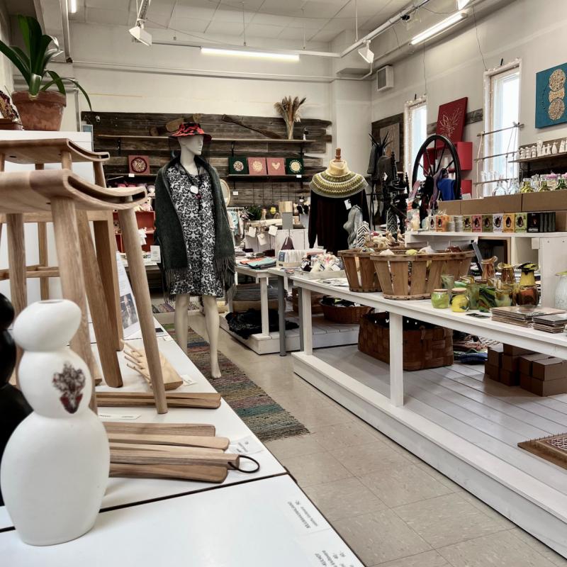 Kädenjäljet myymälä, valokuva 2, 2025