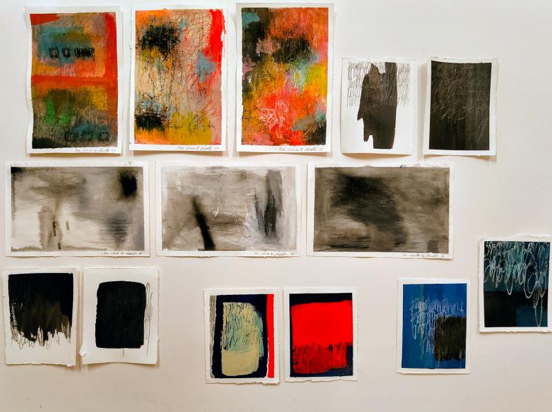 Noora Kosunen, "Sielunpalasia", jatkuva sarja, sekatekniikka paperille, 2025 alkaen