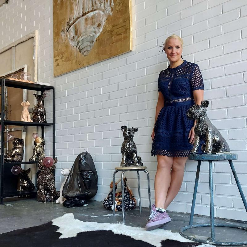 Kaapelitehtaalla työhuoneella