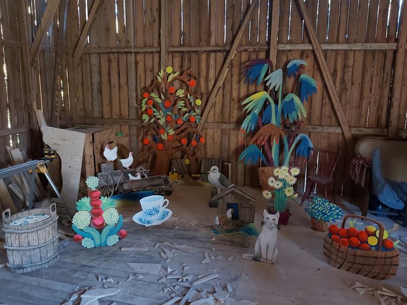 Lasten Luvia, Hanna Heinilän valokuvien pohjalta vaneritöitä / 2021 