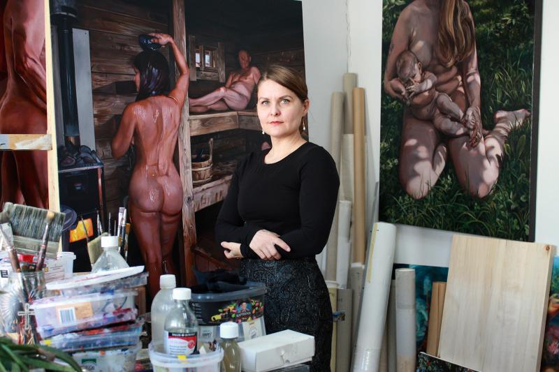 Anna-Liisa Kankaanmäki työhuoneessaan, 2026