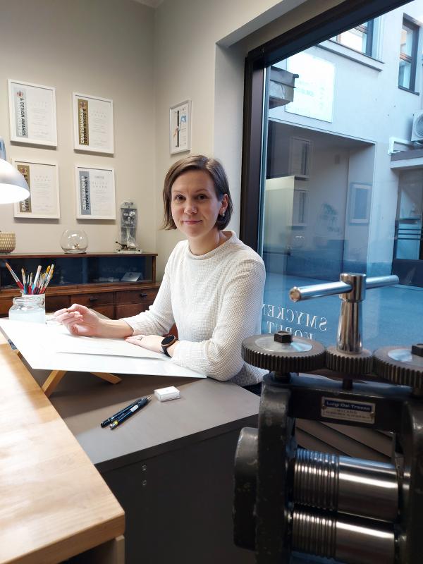 Smyckesdesigner Eva "Korukunst" Sandström