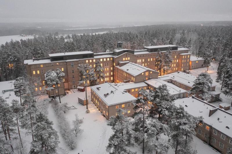 Hub Feenix marraskuisena iltapäivänä