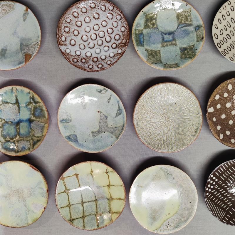 Marja Salerto, pikkulautasia, halkaisija 9 cm, 2025