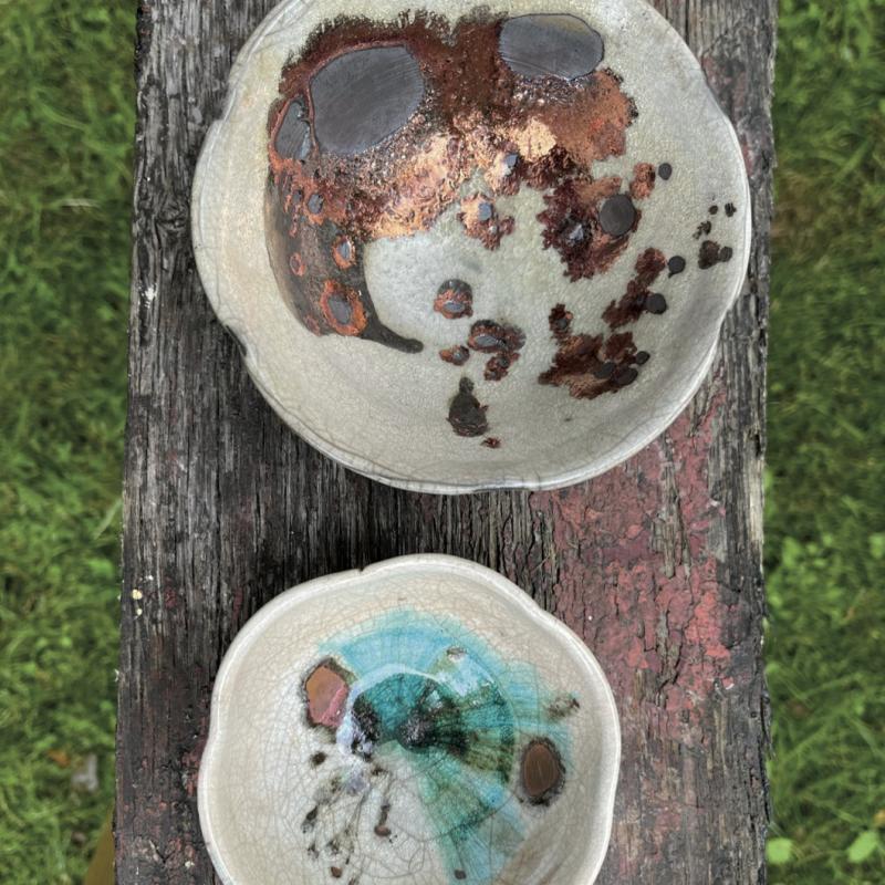 Rakubrända skålar, halvporslin