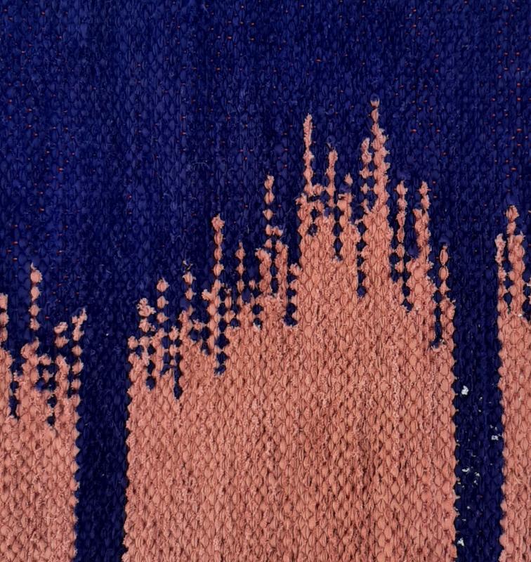 Osa seinä/pöytätekstiilistä "Puukuja"; puuvilla, 36 x 70 cm